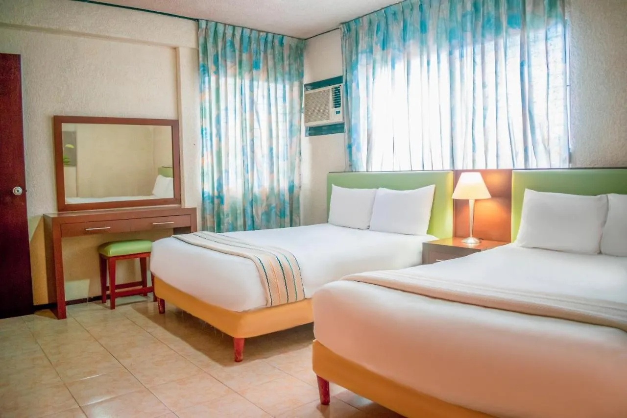 Suites Del Sol Merida Hotel